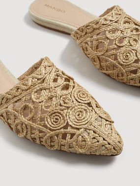 Mango Woven Pointed-Toe Mules in Natural Straw